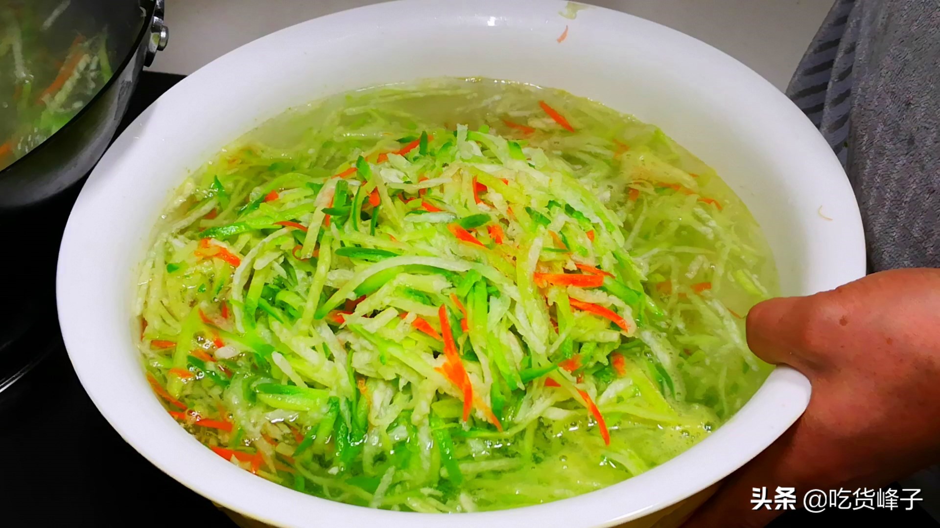 萝卜馅饺子怎样调馅才能好吃,萝卜饺子馅怎么调最好吃又简单