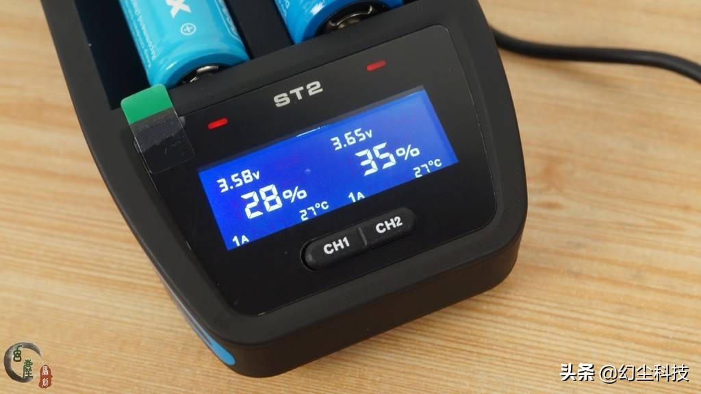 xtar18650锂电池充电器使用说明,xtar18650锂电充电器