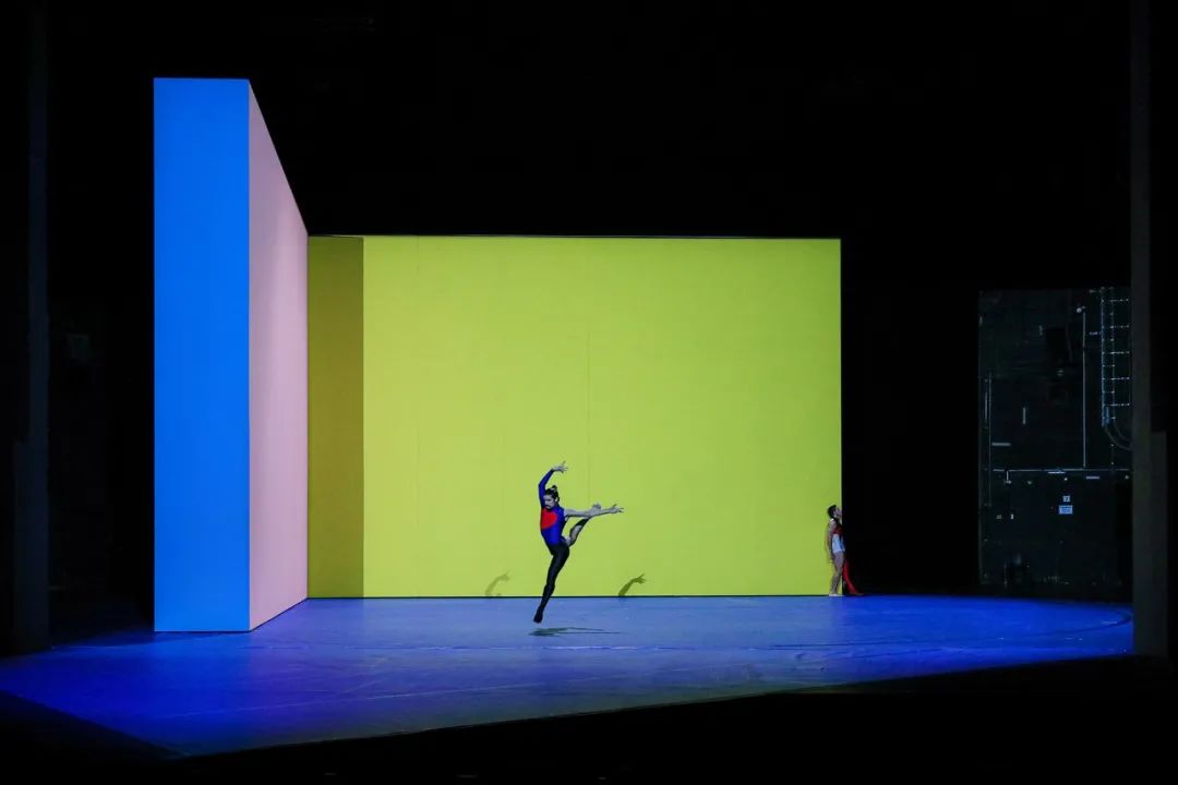 SebastianHannak/震撼心灵的舞台空间美学