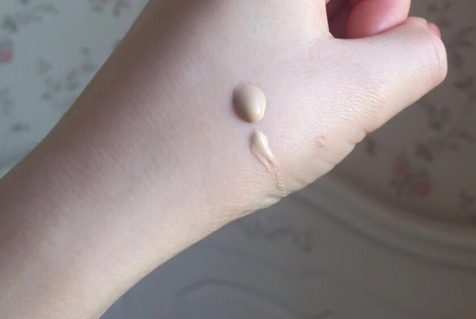 雅诗兰黛兰蔻植村秀粉底测试,雅诗兰黛植村秀mac哪个适合干皮