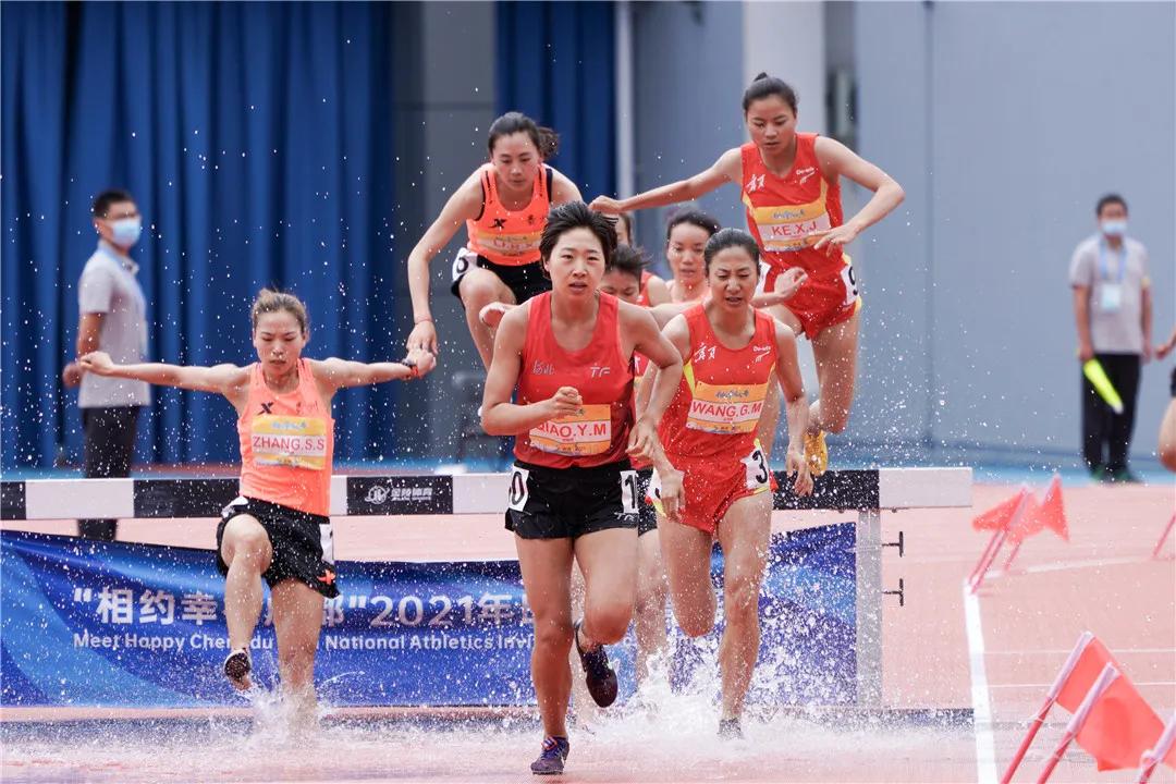 赛场上“血拼”,赛场外双流这些地方等你来shopping……