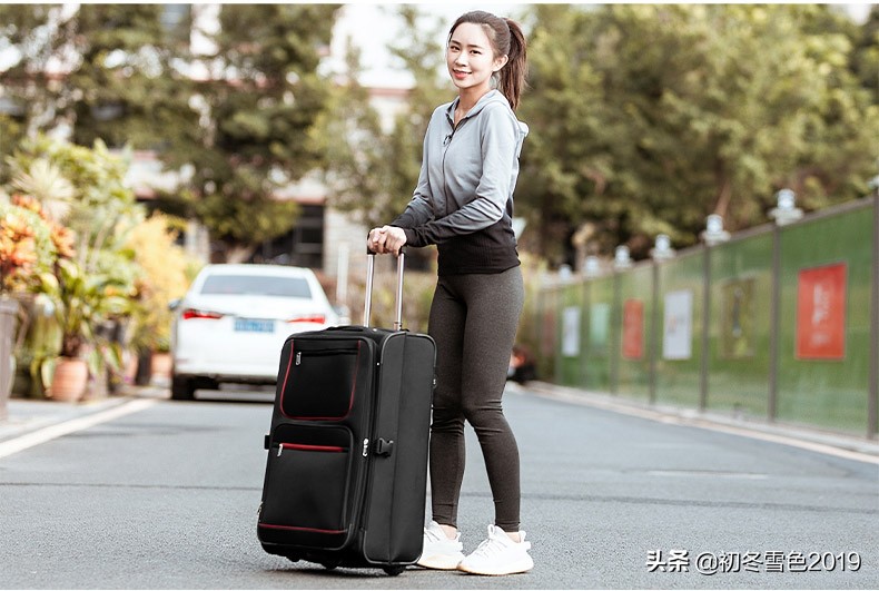 随身携带行李箱尺寸,拉杆行李箱出行必备