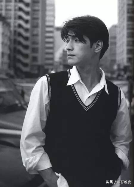 金城武20岁到47岁颜值,金城武20岁最帅的照片图文