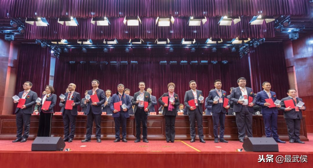 一份给民营企业的“霸气告白”：予你温暖，是我一直坚持的事