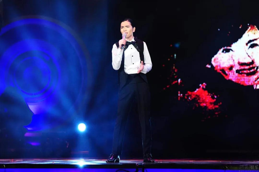 萧敬腾雨神在哪里求婚,雨神萧敬腾当爱已成往事