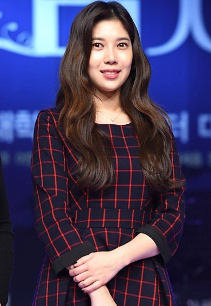 韩女星遭29岁跟踪狂骚扰2年！该男子被判结果曝光，罚得太轻？