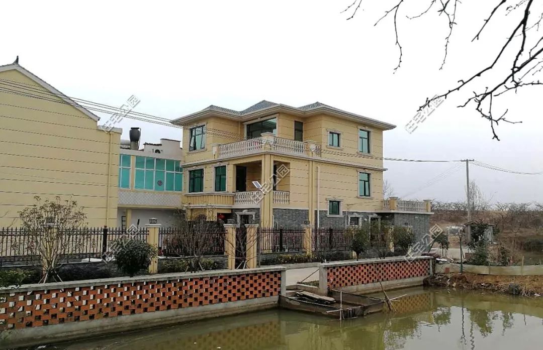 框架建房基础施工,农村建房框架结构哪里找施工队