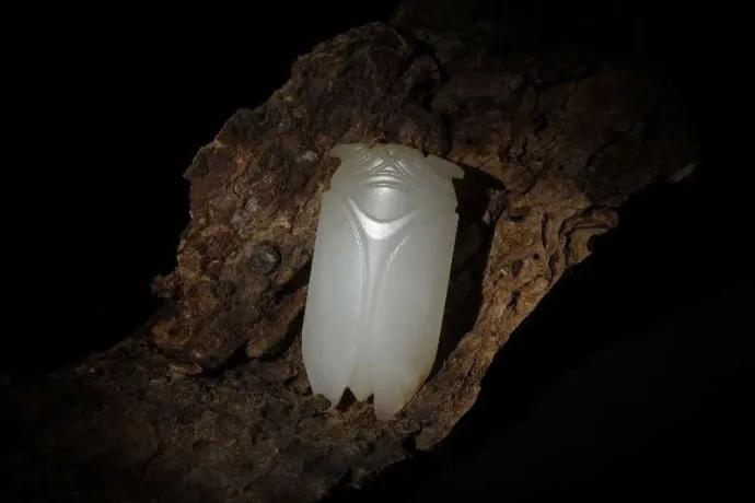 汉代玉人特点,汉代玉人的特征