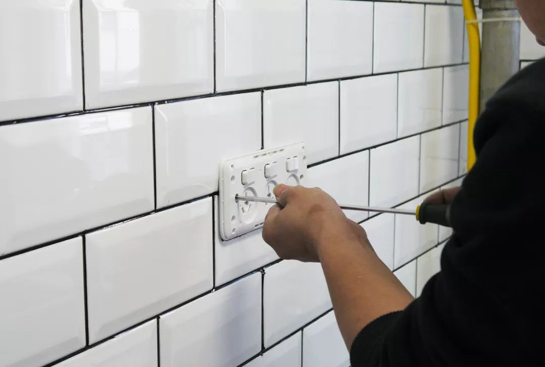 为什么不到10元的插座都是垃圾?