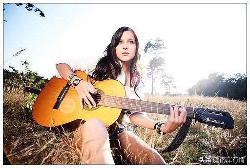 能文能武！读懂吴京与吉他之间的音乐故事