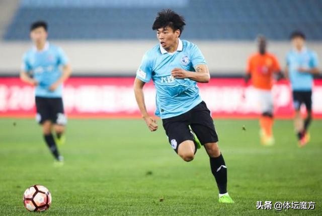 足球队员李帅,后卫李帅