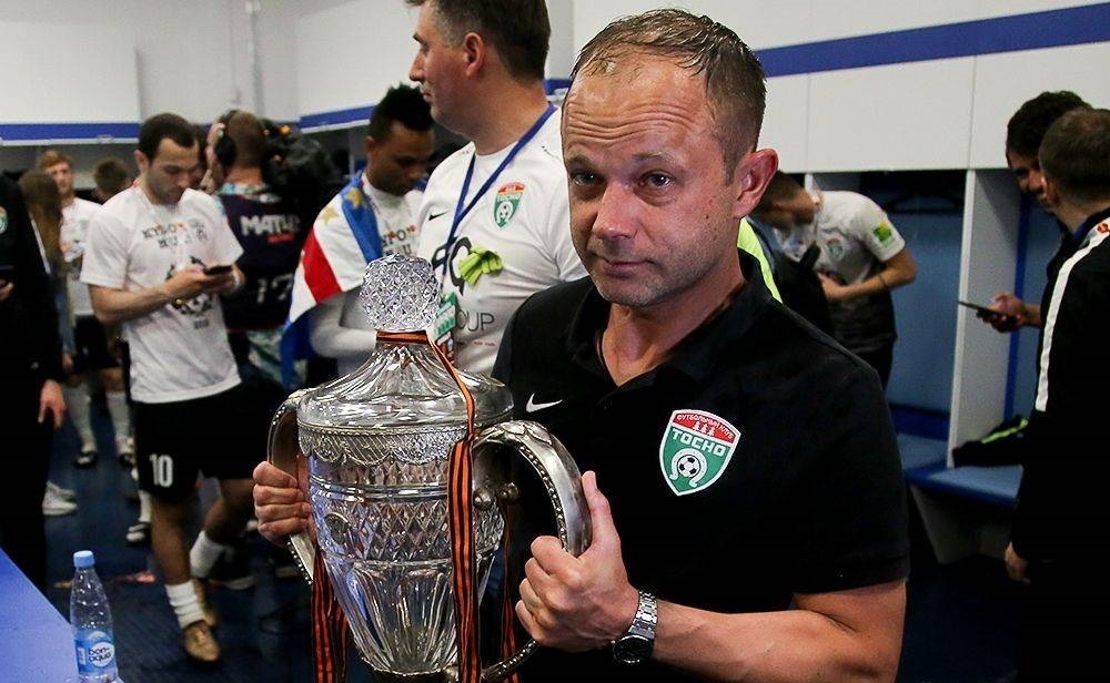 苏宁*亲近**？这支拿完俄罗斯杯就解散的球队经历了哪些荒唐事？