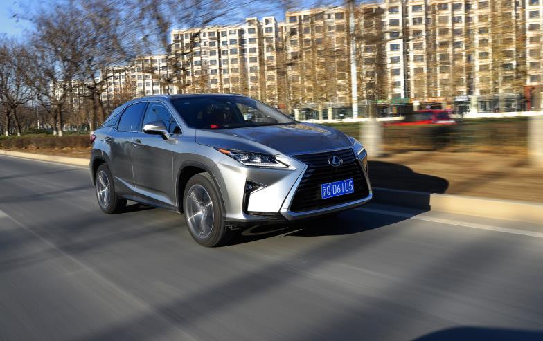 雷克萨斯rx450hl对比宝马x5,开完雷克萨斯ls500再开奥迪a7l