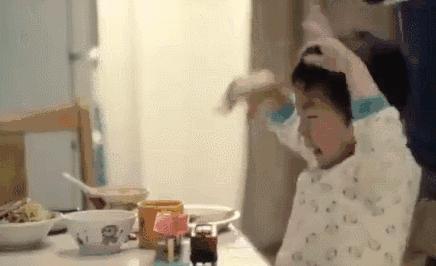 当孩子看见鬼,孩子说他看到了鬼是真的吗