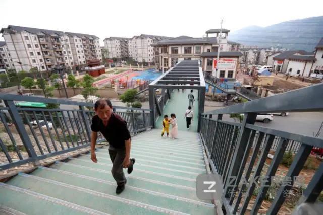 贵州决战脱贫攻坚走进万山,贵州脱贫攻坚视频