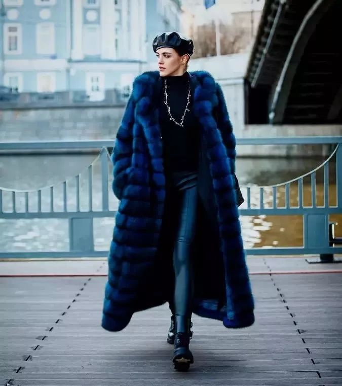 2020春夏穿什么颜色才会更时尚呢,今年秋冬最流行的4组颜色搭配