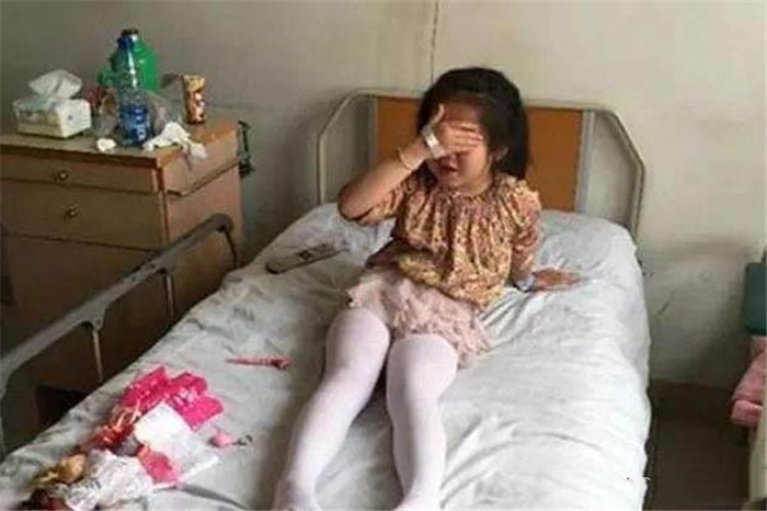 3岁女宝宝一直喊屁疼,三岁女宝宝喊小便处疼怎么办