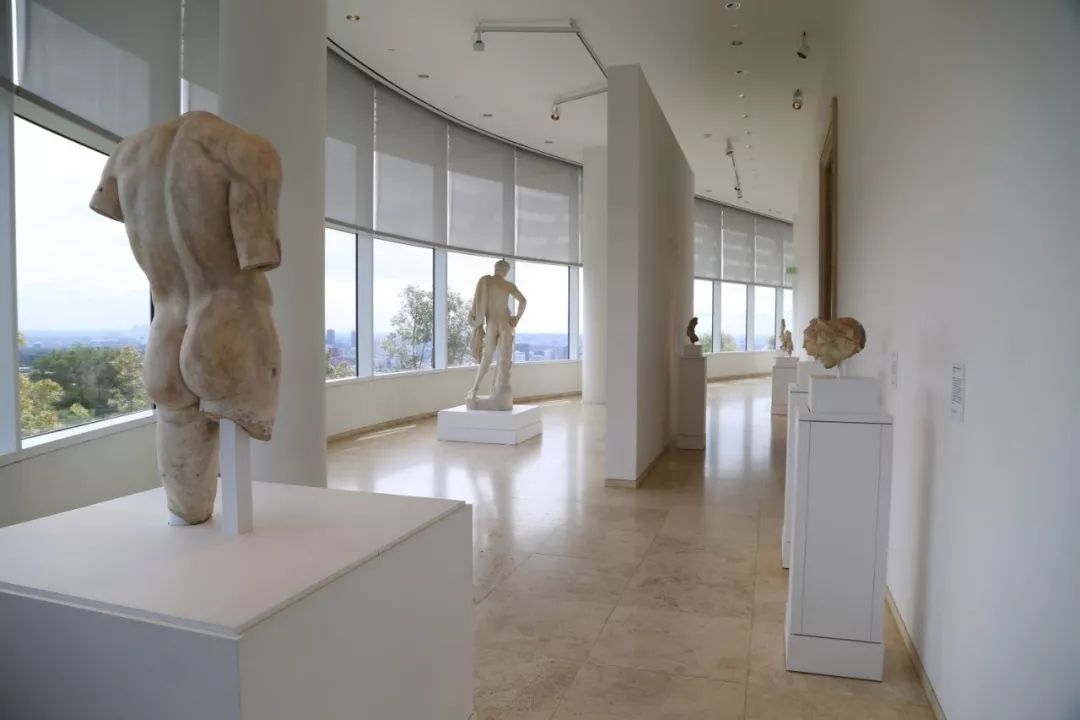 史上最吝啬的亿万富翁,世界上最抠门的首富巴菲特