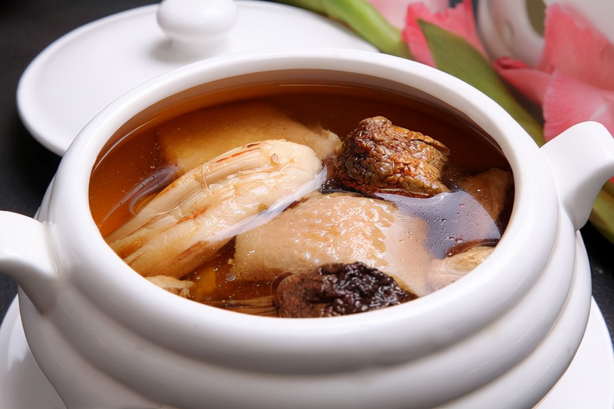 天冷了改善手脚冰凉就用这几招,天气冷脚手冰冷怎么办呢