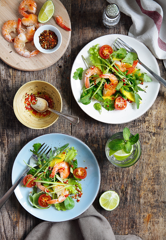 平躺怀孕和肚子上有赘肉的区别,坐下肚子就有一堆肉