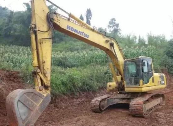 了解二手大挖掘机的知识和技巧,二手挖掘机翻新后从哪里可以看出