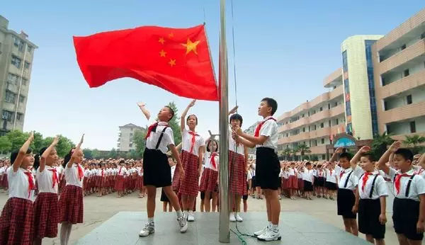 哪些行业比较赚钱风险低,现在社会最赚钱的十大行业