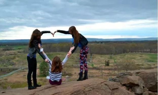 鏂板槈鍑哄浗,缇庡浗鍩虹潱瀛︽牎