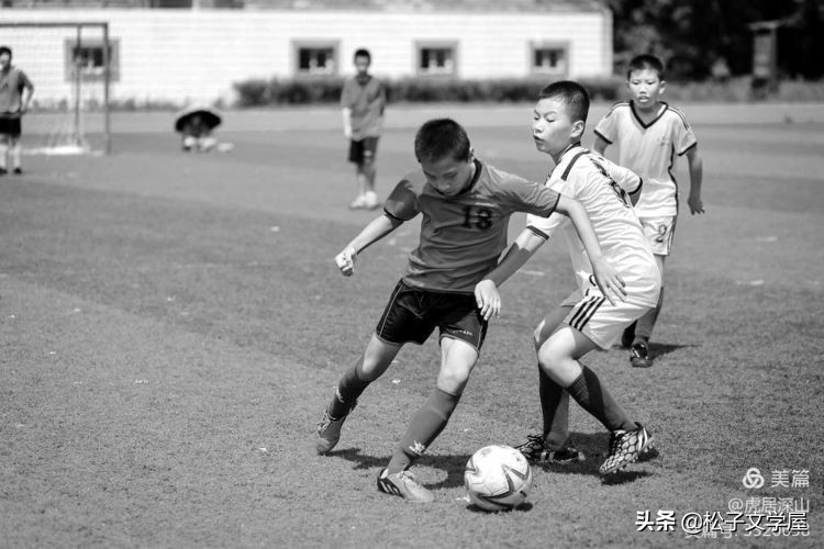 八一足球队1984,1998八一足球队