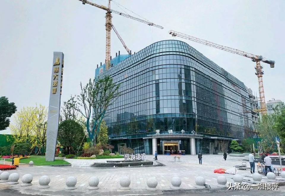 豪横！8条地铁线！万达、腾讯、山姆、永旺这个区域今年要爆了