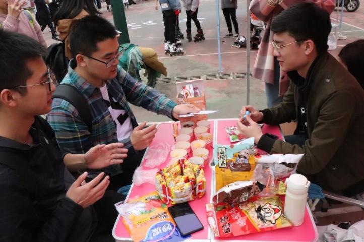 “你好，小时候”|坐上树大的时光机，带你去童年旅行