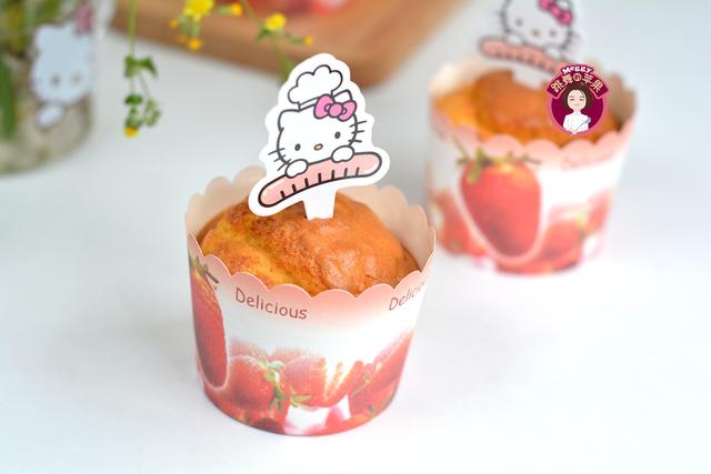 无油无糖的小蛋糕，老人和血糖高的人特别喜欢吃，暄软蓬松解馋