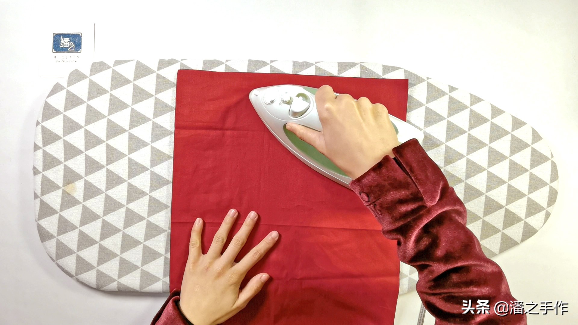 用t恤做手工环保袋,自制环保购物袋用旧衣服