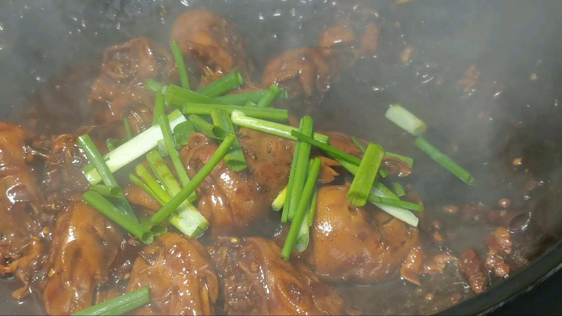 正宗红烧鸡头开袋即食,8元一斤炸鸡头