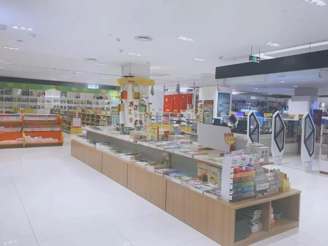 走进图书馆沐浴书香活动,走进书香校园感受读书魅力