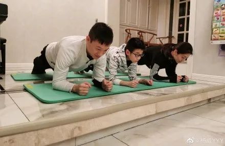 湖北这所乡村小学全年体育装备已安排！奥运冠军接力转发撑起爱~