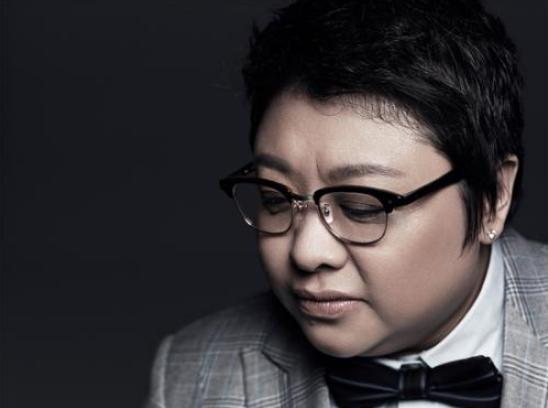 奶奶卖老冰棍,老奶奶卖雪糕帮助大山里的孩子