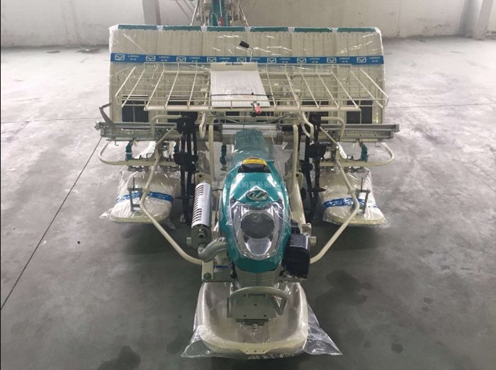 最新款小型水稻插秧机4排,水稻插秧机推荐