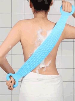 洗澡时搓出来的泥是怎么回事,为什么洗澡搓泥是白泥