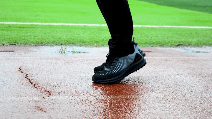 夏季运动健身跑鞋,天越清风碳板跑鞋测评