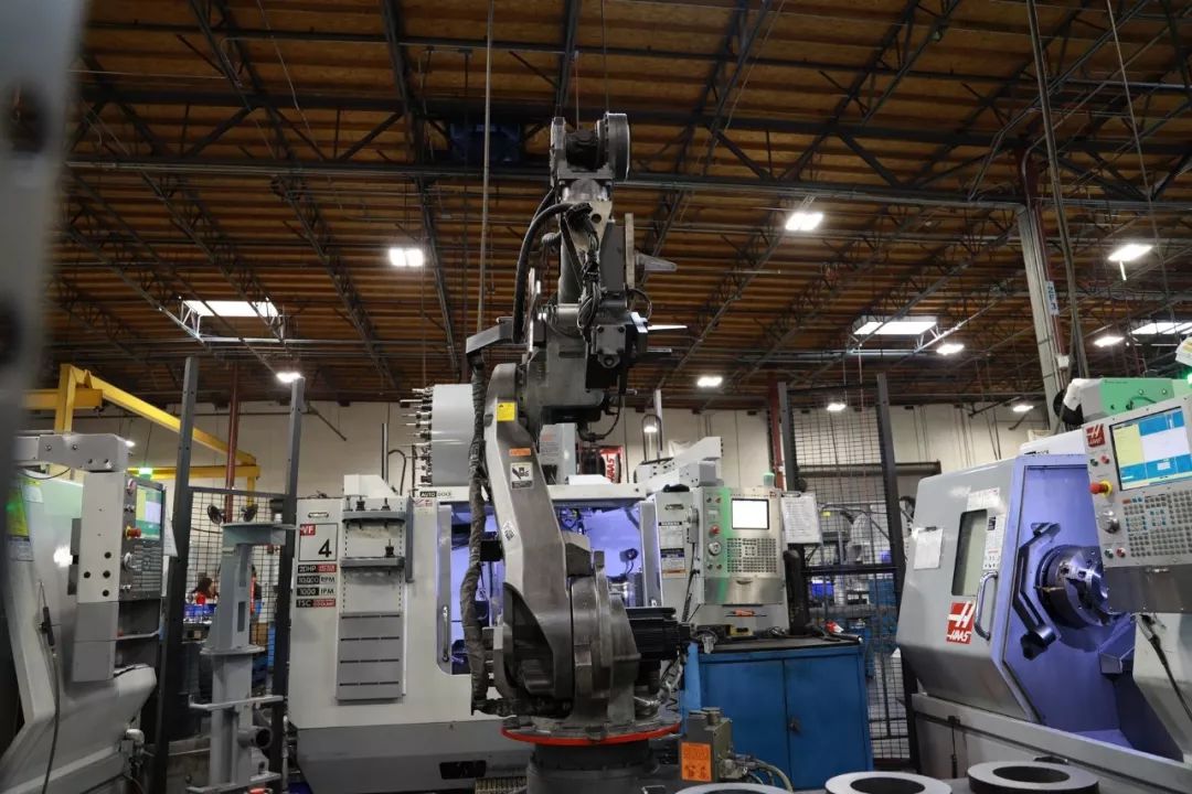 缇庡浗鍝堟柉宸ュ巶,鍝堟柉鏈哄簥涓浗宸ュ巶