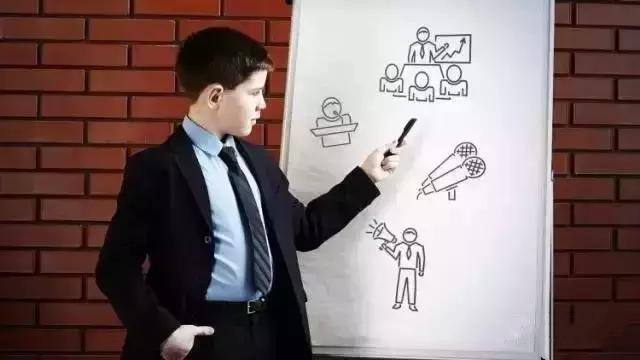 孩子上课不专心不怎么发言怎么办,孩子上课不发言怎么办