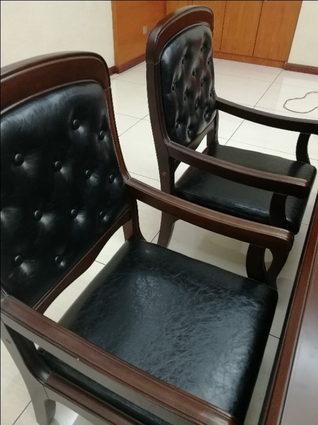 办公皮椅子掉皮怎么修补,办公椅子脱皮怎么处理