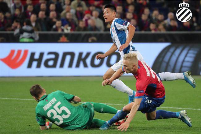 英超签下武磊没有劳工证去吗,武磊能拿英超劳工证吗