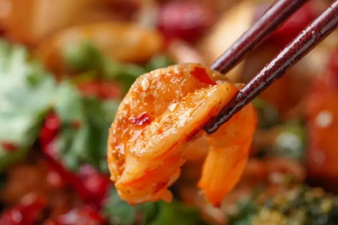 在家怎么做个好吃的麻辣香锅,怎样在家做简单的麻辣香锅