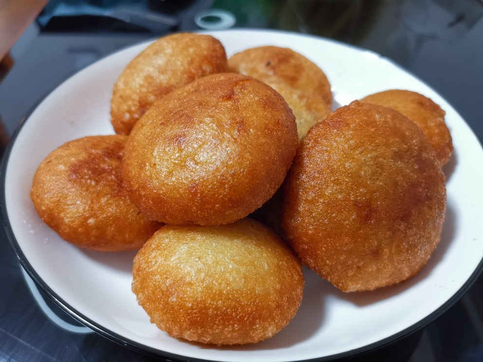 炸糖糕怎样做又酥又软,炸糖糕怎么做又软又好吃