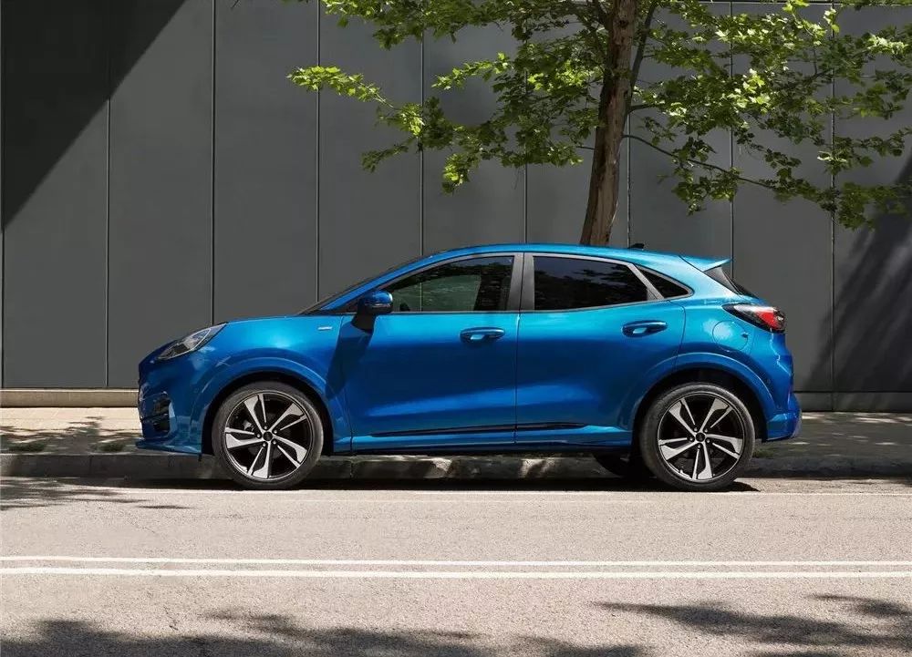 定位小型suv福特puma官图正式发布,福特小型puma跨界车