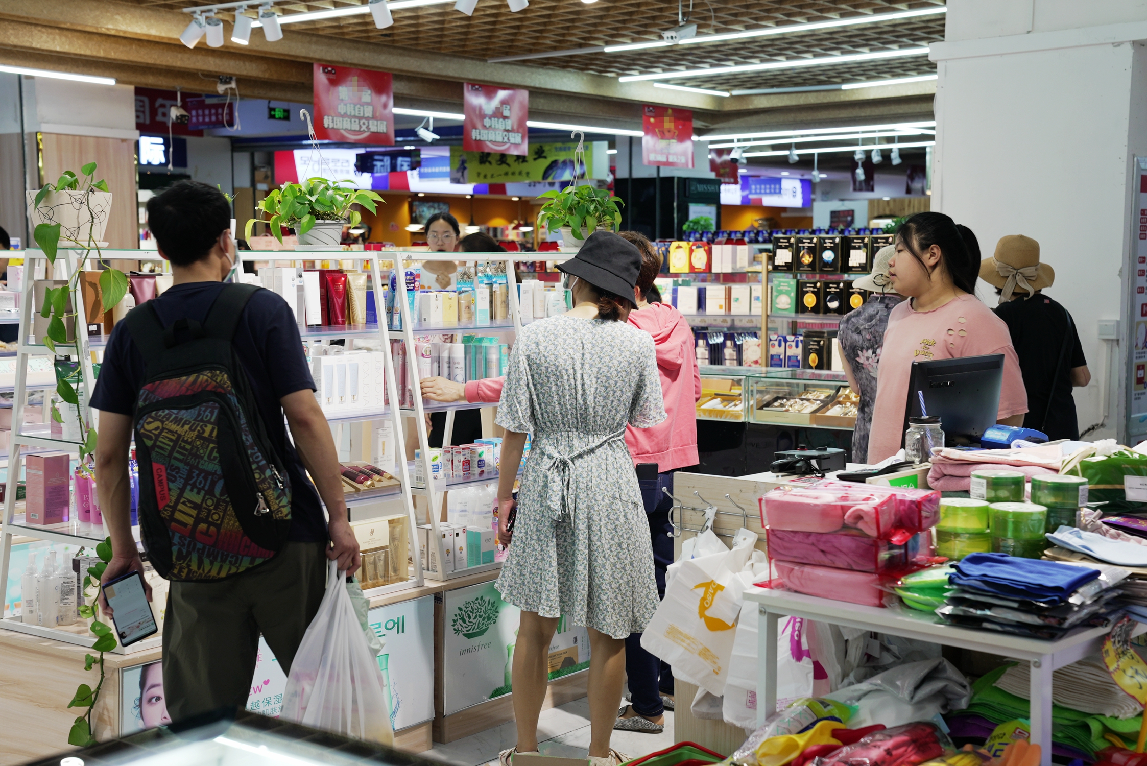 威海韩乐坊和韩国交易中心,威海韩乐坊韩国商品城