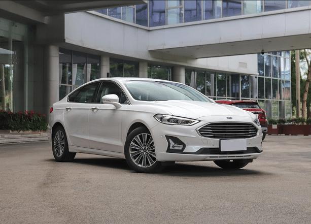 全新一代福特蒙迪欧值得购买吗,从爆红到过气