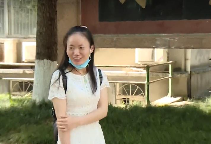 丈夫有婚外情妻子坚决不离,丈夫婚外情把妻子一步步逼疯