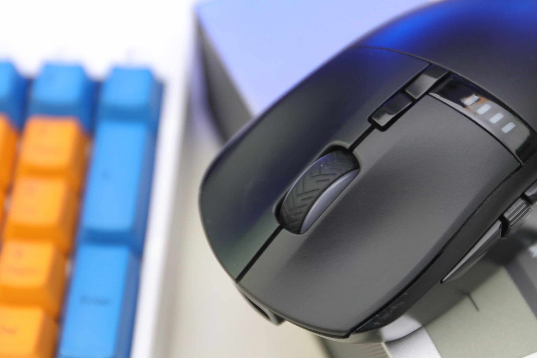 英菲克无线鼠标是国产的吗,既能有线又能无线电竞鼠标推荐